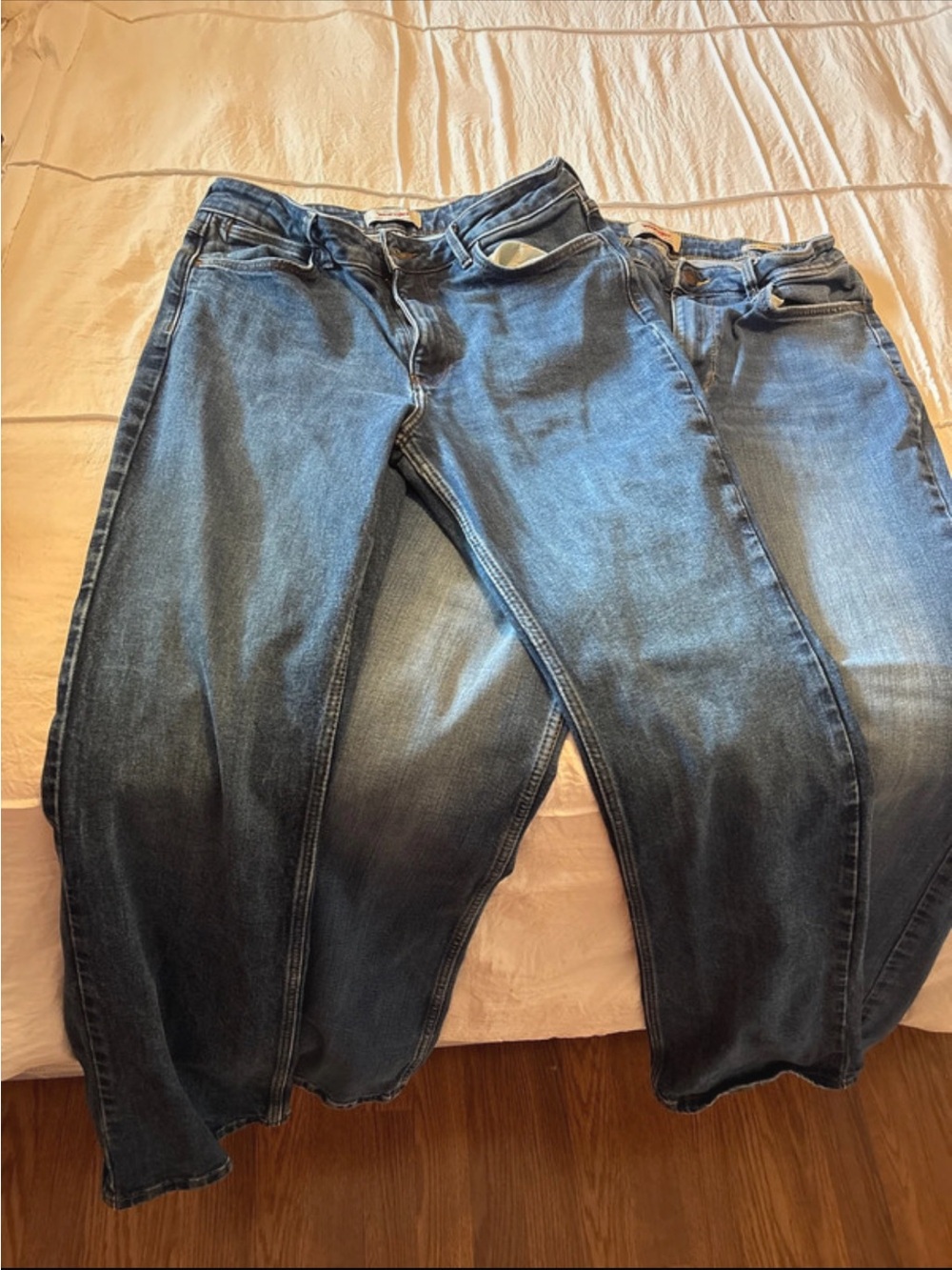 Wrangler Women's Relaxed Blue Denim Jeans - Mid Wash bundle of two pairs
